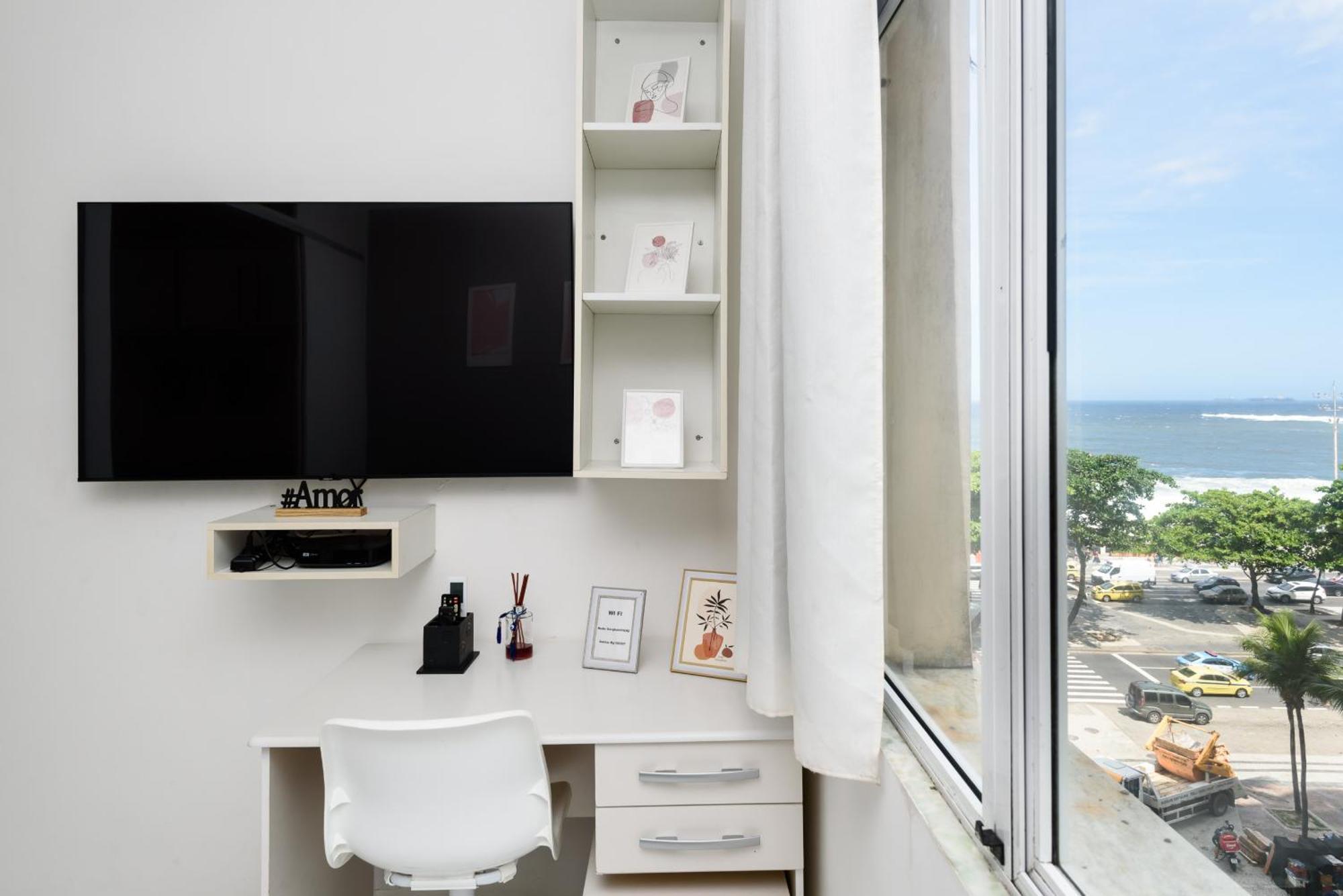 Apartamento Com Vista Parcial O Mar De Copacabana *